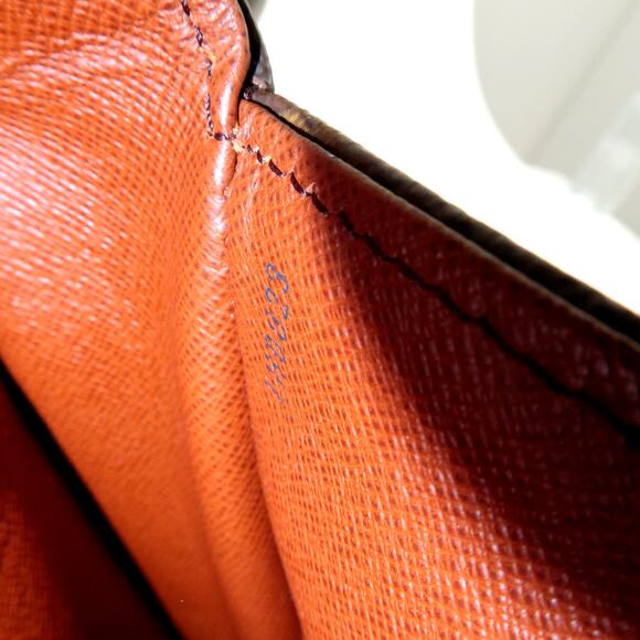 Louis Vuitton Monogram Brown and Tan Crossbody Bag - Picture 16 of 16